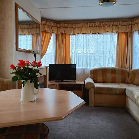 Rhosfeillion Static Caravan Leilighet Llangefni Eksteriør bilde