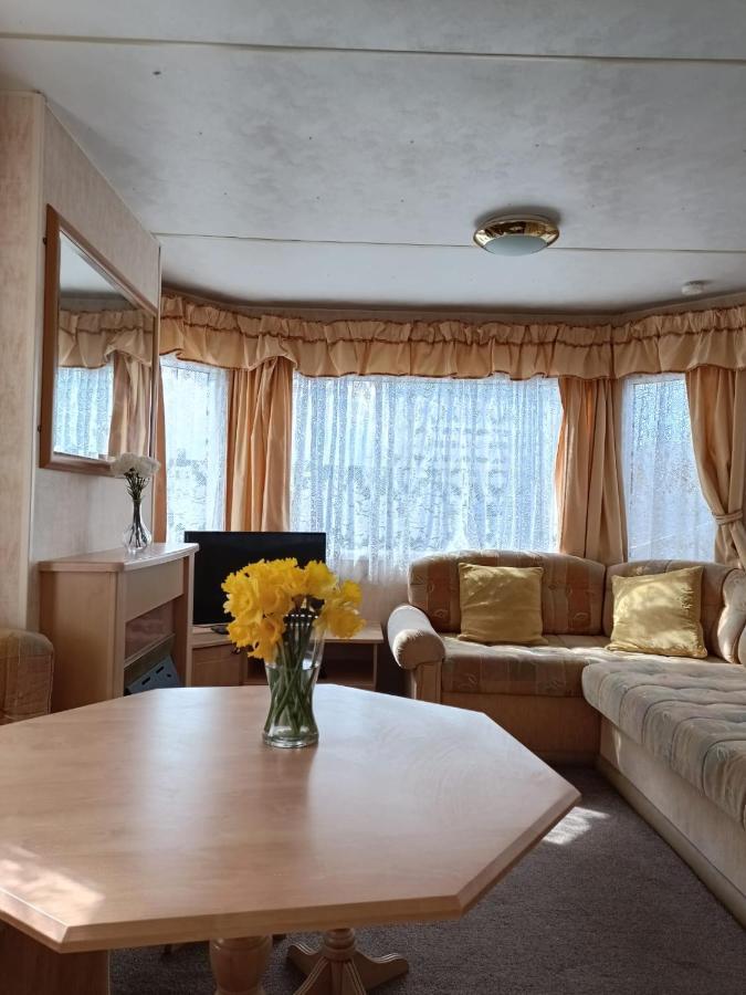 Rhosfeillion Static Caravan Leilighet Llangefni Eksteriør bilde