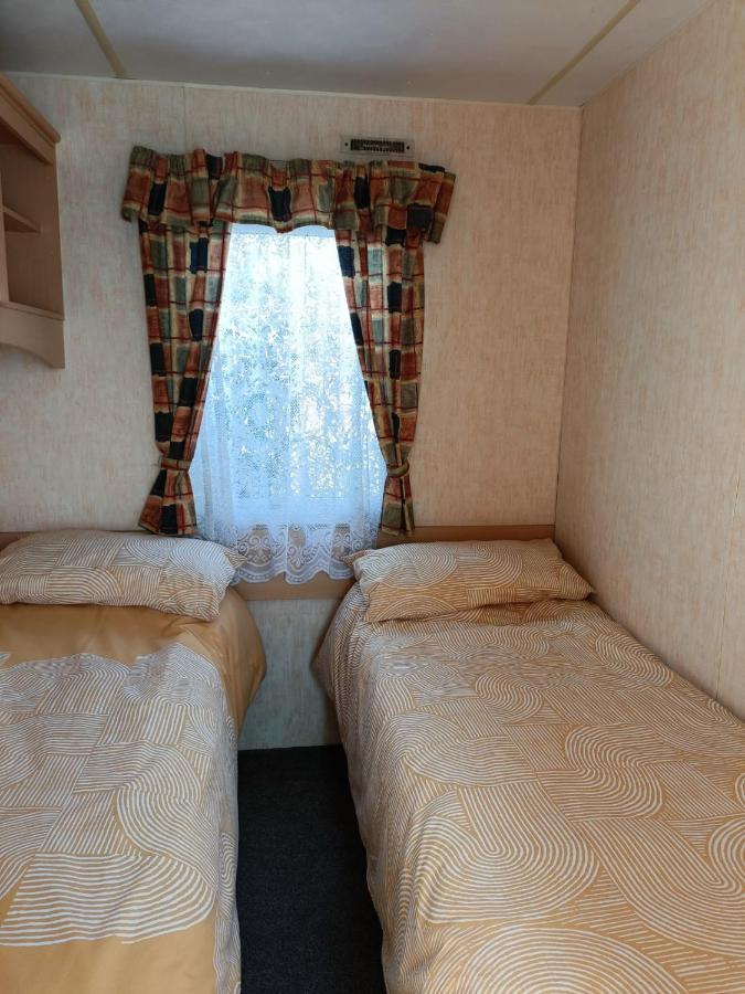 Rhosfeillion Static Caravan Leilighet Llangefni Eksteriør bilde